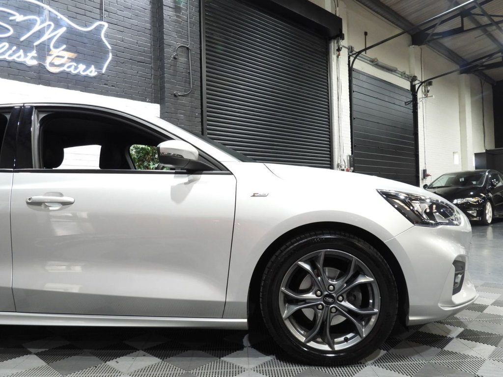 Used Ford Focus 2020 for sale - 76510010: Photo 13