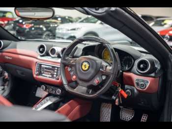 Used Ferrari California 2015 for sale - 75062933: Photo