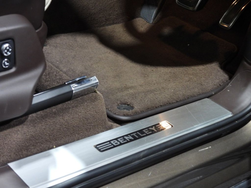 Used Bentley Bentayga 2017 for sale - 77161699: Photo 21