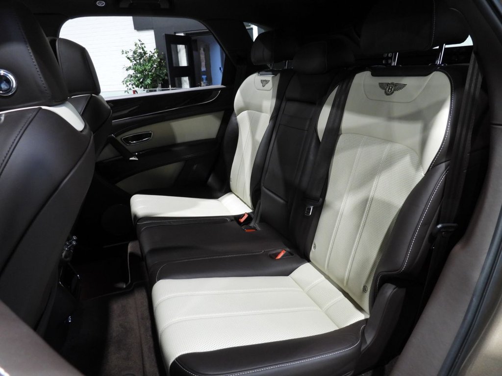 Used Bentley Bentayga 2017 for sale - 77161699: Photo 23