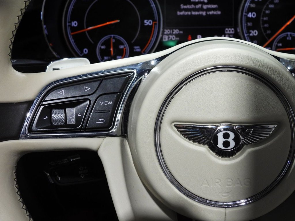 Used Bentley Bentayga 2017 for sale - 77161699: Photo 30