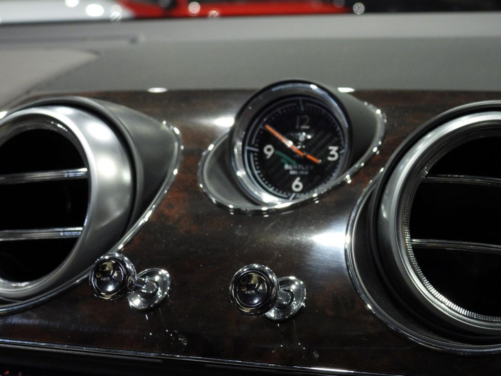 Used Bentley Bentayga 2017 for sale - 77161699: Photo 38