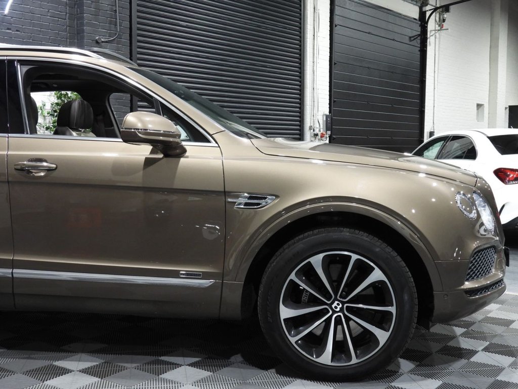Used Bentley Bentayga 2017 for sale - 77161699: Photo 8