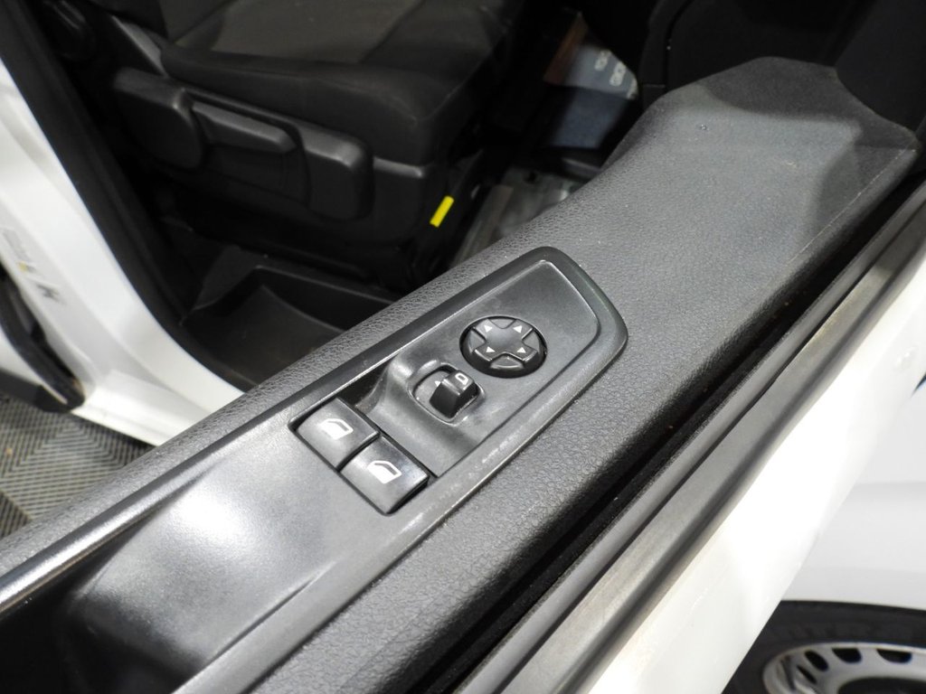 Used Peugeot Expert 2023 for sale - 76546688: Photo 37