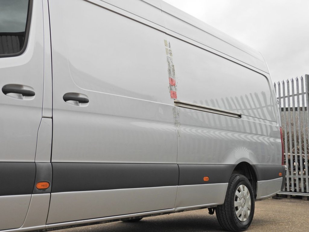 Used Mercedes-Benz Sprinter 2023 for sale - 77667273: Photo 13
