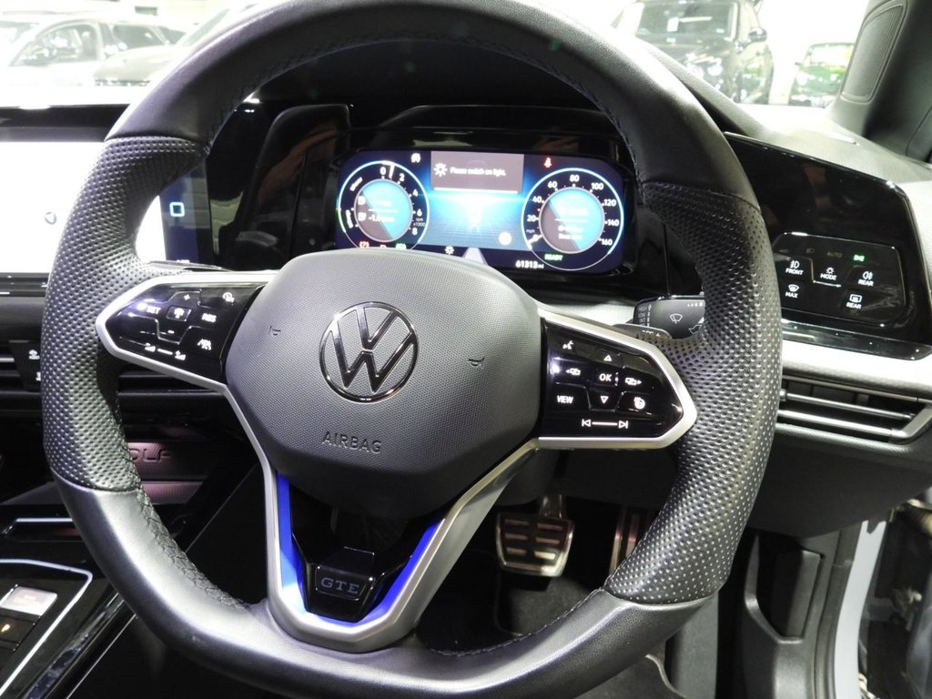 Used Volkswagen Golf 2023 for sale - 75998127: Photo 16