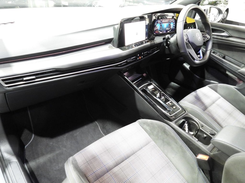 Used Volkswagen Golf 2023 for sale - 75998127: Photo 21