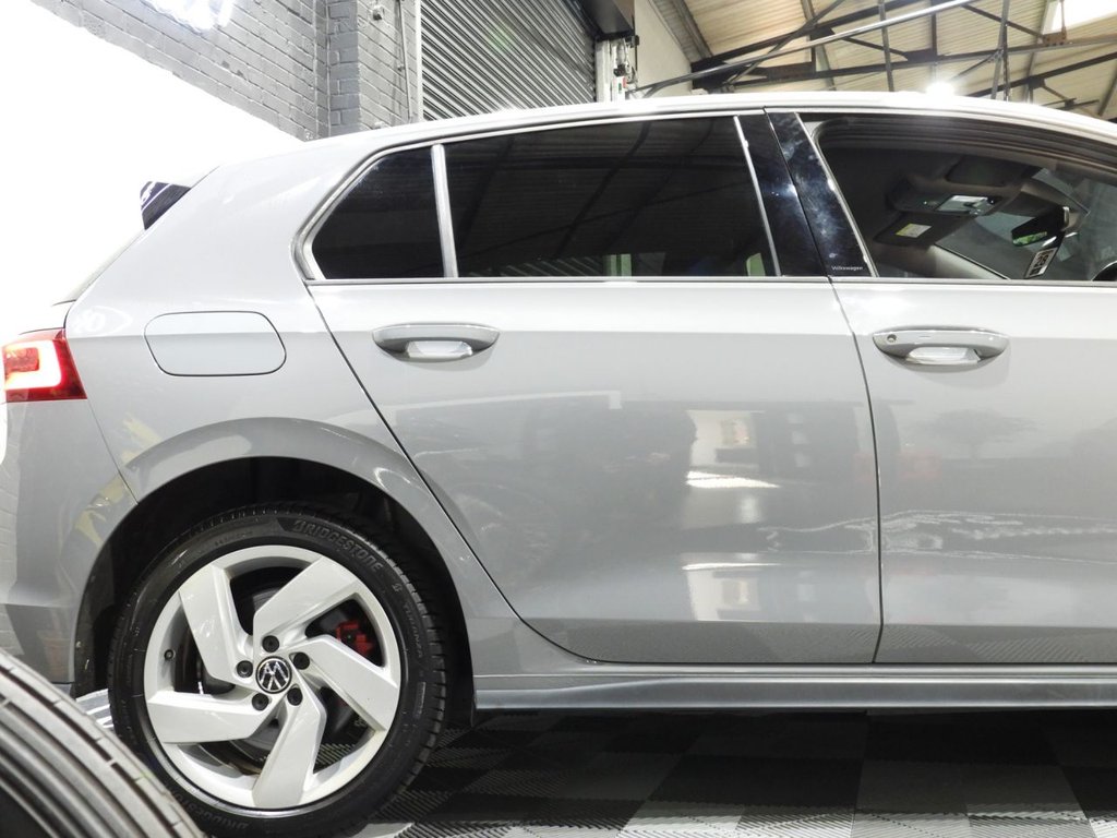 Used Volkswagen Golf 2023 for sale - 75998127: Photo 3