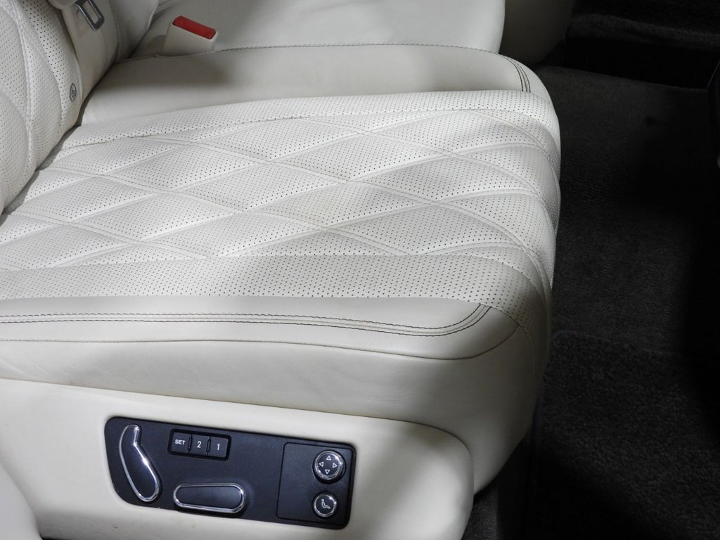 Used Bentley Flying Spur 2014 for sale - 77692504: Photo 22