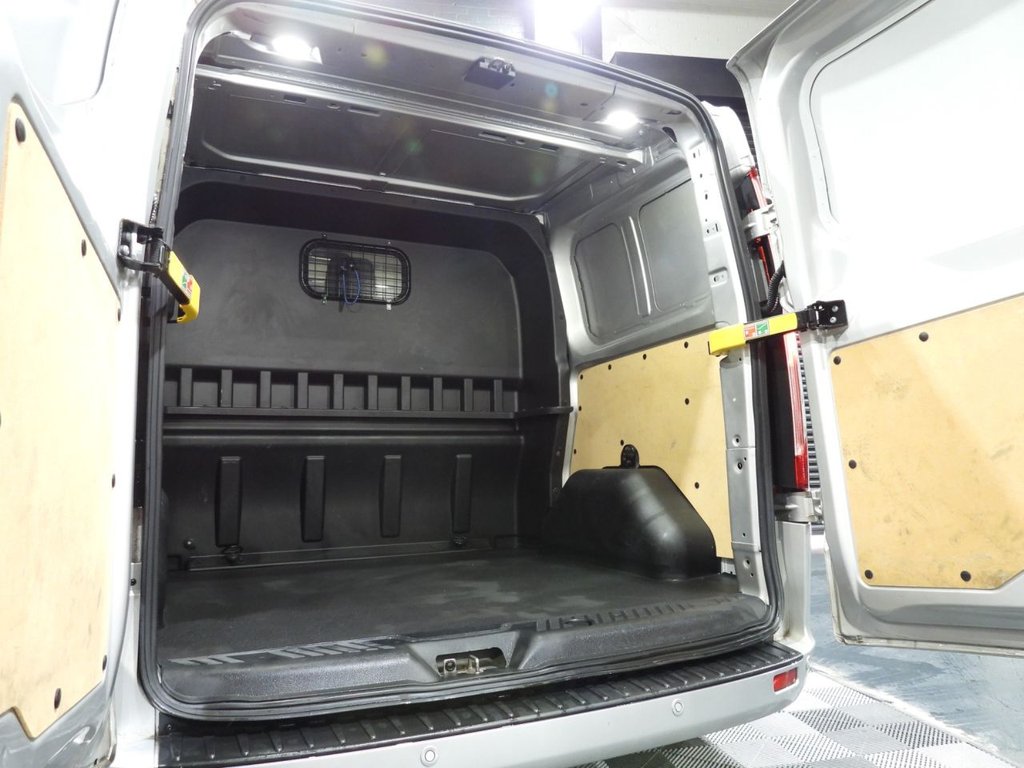 Used Ford Transit Custom 2022 for sale - 76496735: Photo 23