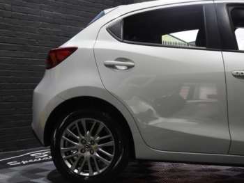 Used Mazda Mazda2 2021 for sale - 74523062: Photo