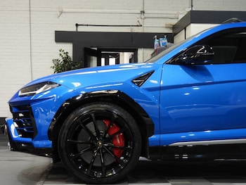 Used Lamborghini Urus 2019 for sale - 79009813: Photo