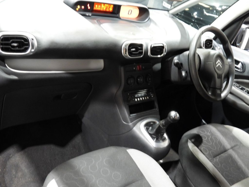 Used Citroen C3 Picasso 2011 for sale - 76376181: Photo 14