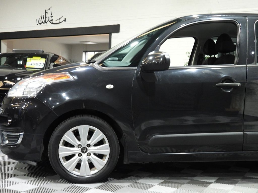 Used Citroen C3 Picasso 2011 for sale - 76376181: Photo 2