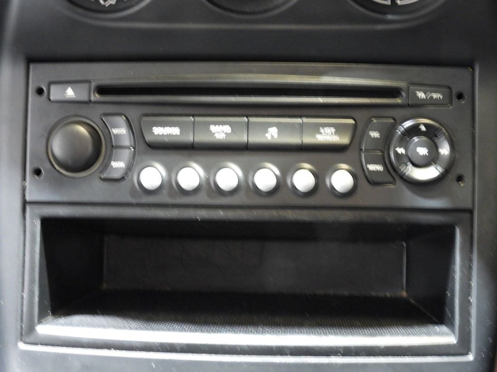 Used Citroen C3 Picasso 2011 for sale - 76376181: Photo 28