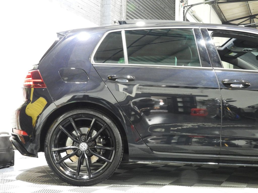 Used Volkswagen Golf 2019 for sale - 77383875: Photo 12