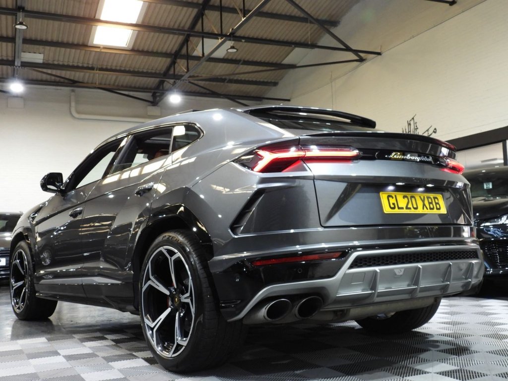Used Lamborghini Urus 2020 for sale - 76323581: Photo 11