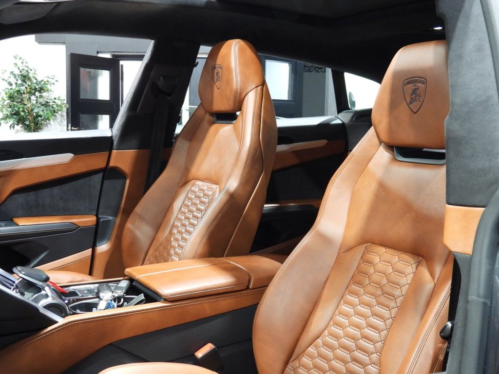 Used Lamborghini Urus 2020 for sale - 76323581: Photo 23