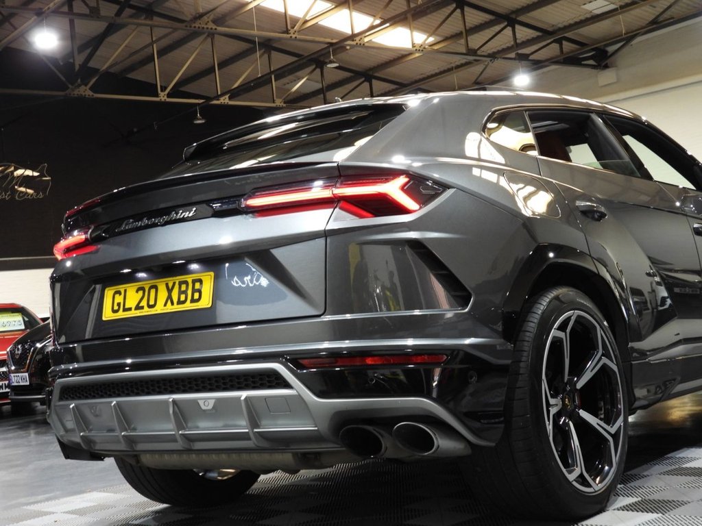 Used Lamborghini Urus 2020 for sale - 76323581: Photo 3