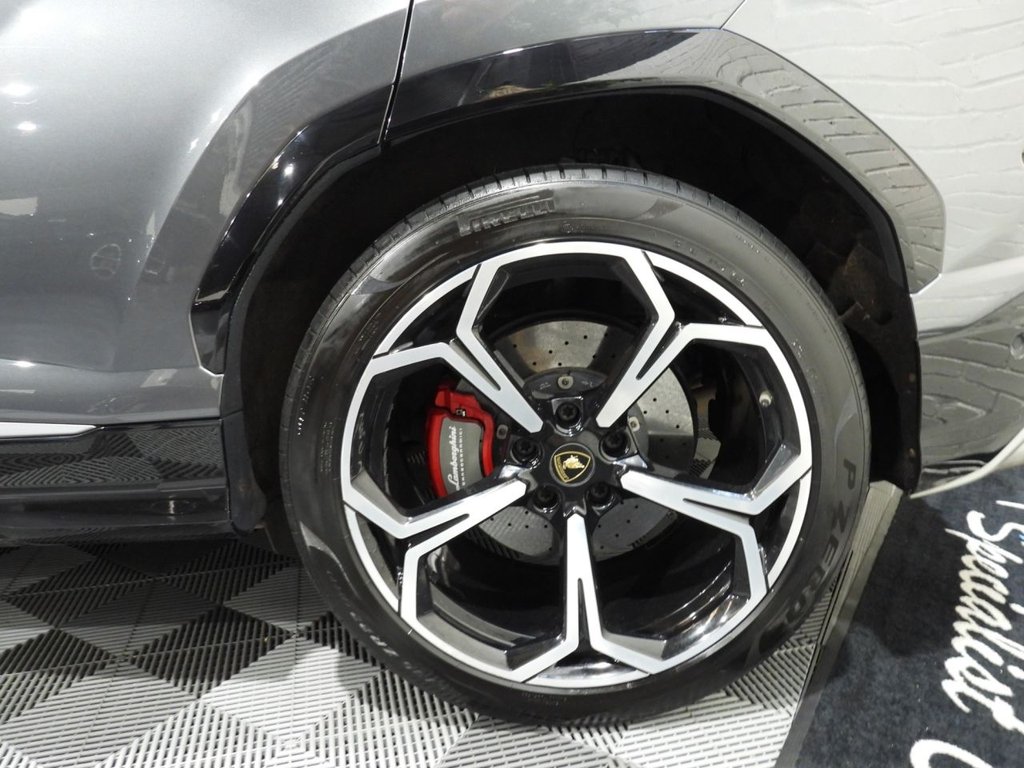 Used Lamborghini Urus 2020 for sale - 76323581: Photo 45