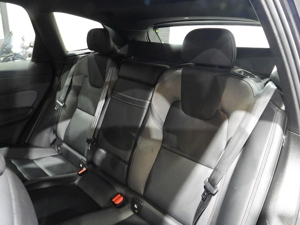 Used Volvo XC60 2021 for sale - 75974174: Photo 25