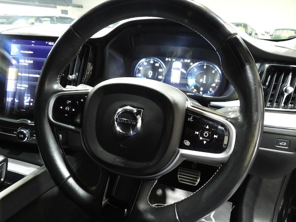 Used Volvo XC60 2021 for sale - 75974174: Photo 31