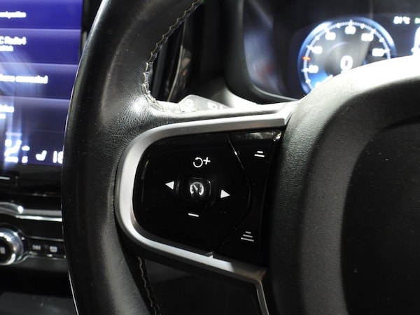 Used Volvo XC60 2021 for sale - 75974174: Photo 33