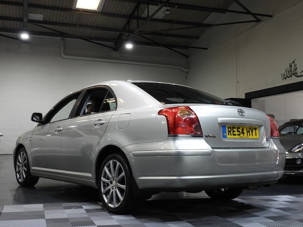 Used Toyota Avensis 2004 for sale - 75275897: Photo 2
