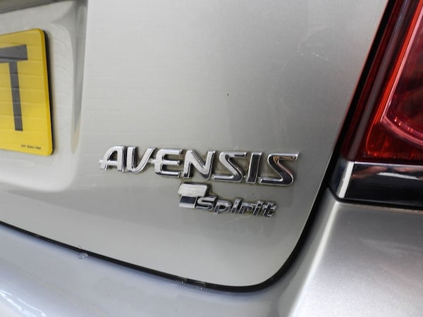 Used Toyota Avensis 2004 for sale - 75275897: Photo 39