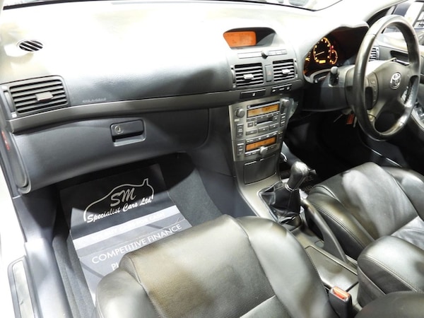 Used Toyota Avensis 2004 for sale - 75275897: Photo 44