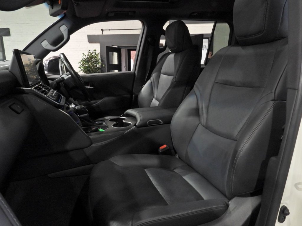 Used Toyota Land Cruiser 2024 for sale - 77594377: Photo 15
