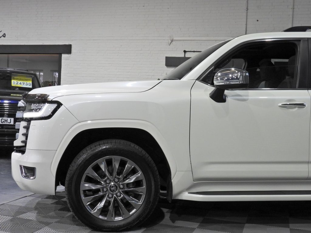 Used Toyota Land Cruiser 2024 for sale - 77594377: Photo 31