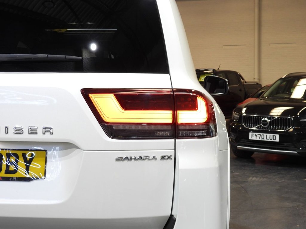 Used Toyota Land Cruiser 2024 for sale - 77594377: Photo 43