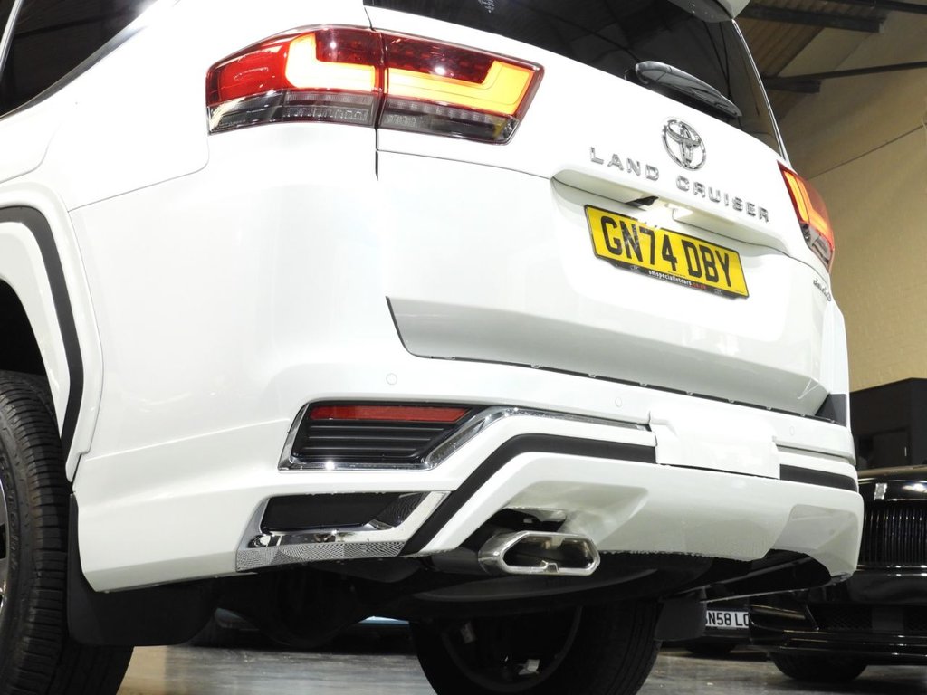 Used Toyota Land Cruiser 2024 for sale - 77594377: Photo 44