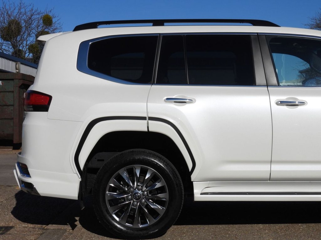 Used Toyota Land Cruiser 2024 for sale - 77594377: Photo 48