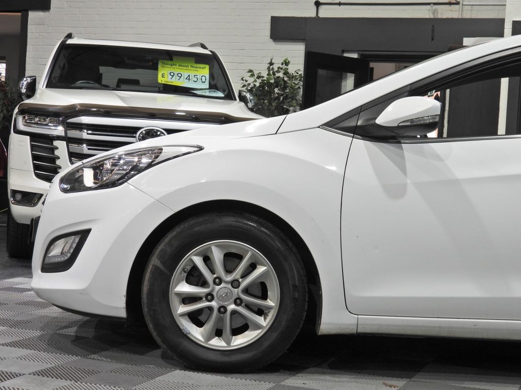 Used Hyundai i30 2016 for sale - 77621243: Photo 9