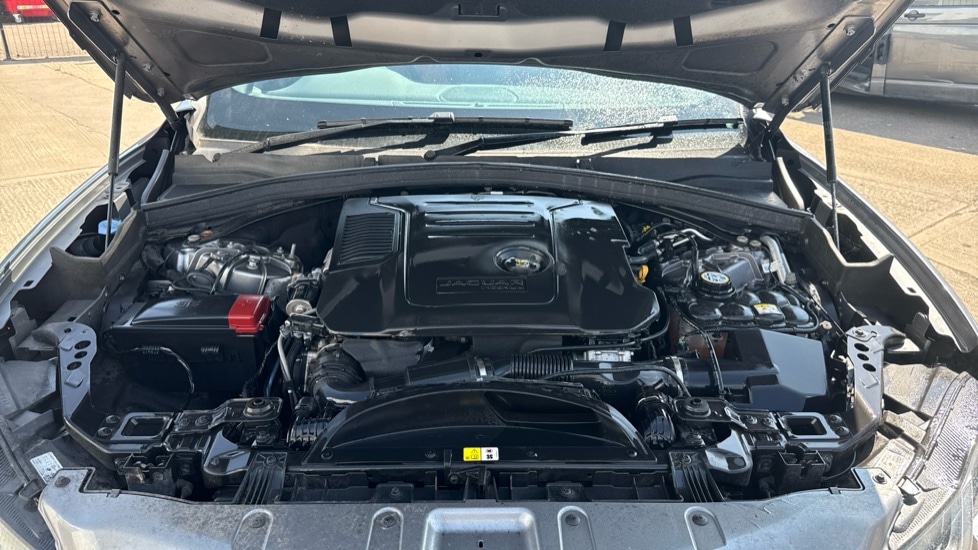 Used Jaguar F-Pace 2022 for sale - 76868571: Photo 16