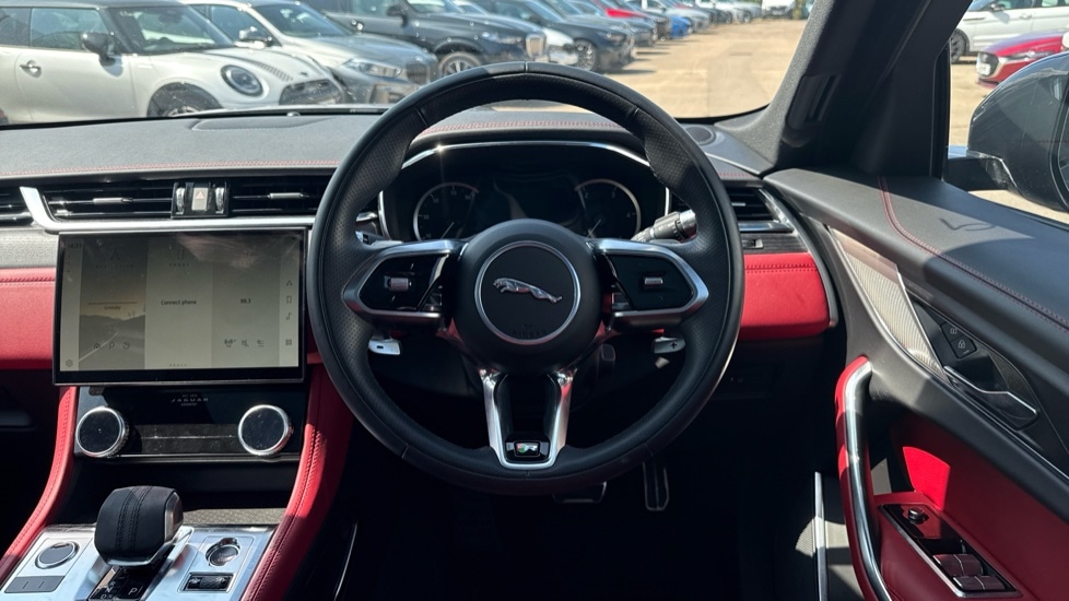 Used Jaguar F-Pace 2022 for sale - 76868571: Photo 24