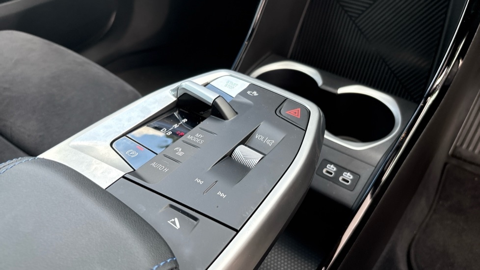 Used BMW iX1 2024 for sale - 76868428: Photo 10