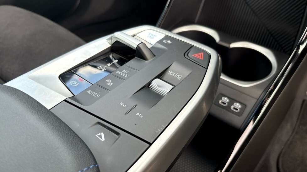 Used BMW iX1 2024 for sale - 76868428: Photo 19