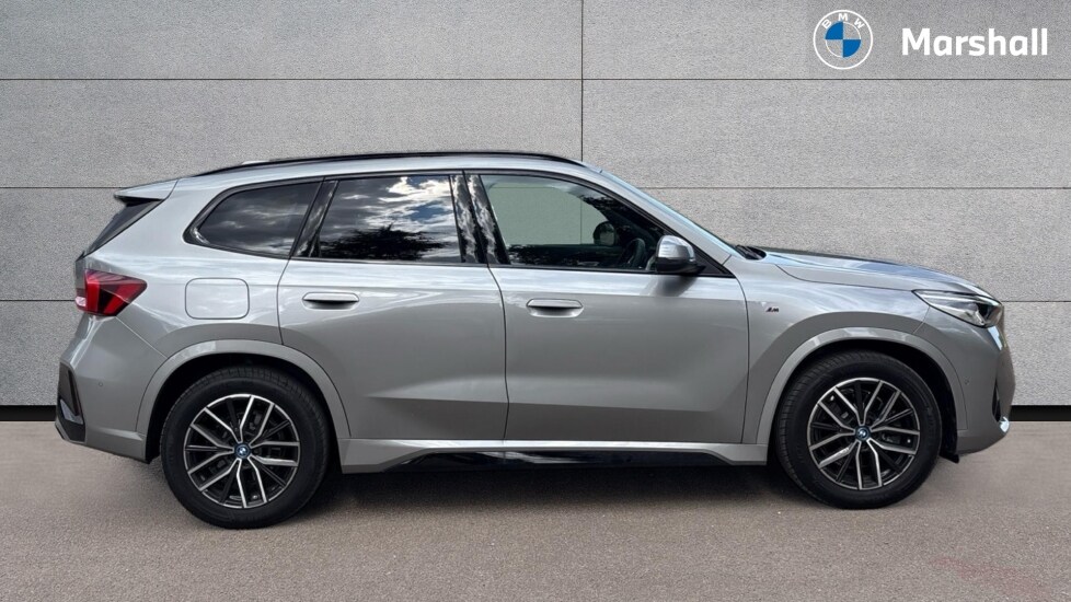Used BMW iX1 2024 for sale - 76868428: Photo 3