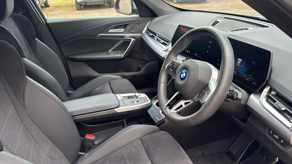 Used BMW iX1 2024 for sale - 76868428: Photo 6