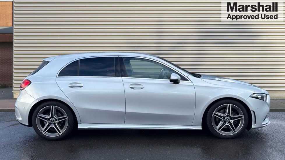 Used Mercedes-Benz A-Class 2019 for sale - 76870531: Photo 2