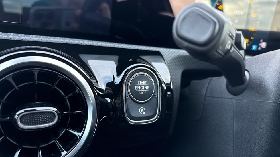 Used Mercedes-Benz A-Class 2019 for sale - 76870531: Photo 26