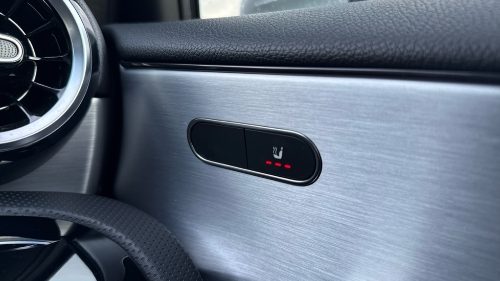 Used Mercedes-Benz A-Class 2019 for sale - 76870531: Photo 28