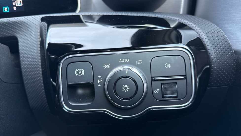 Used Mercedes-Benz A-Class 2019 for sale - 76870531: Photo 30