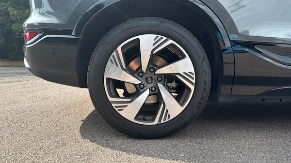 Used Audi Q6 e-tron 2024 for sale - 75396371: Photo 19