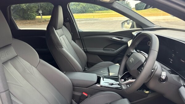 Used Audi Q6 e-tron 2024 for sale - 75396371: Photo 24