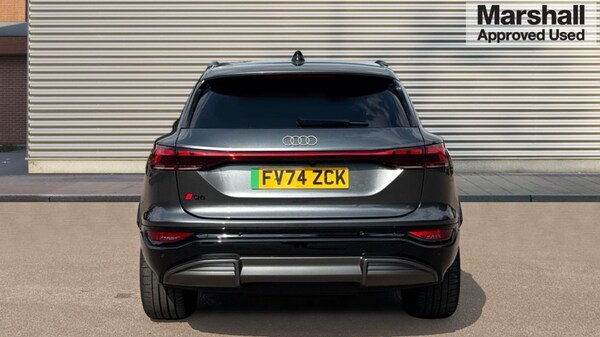 Used Audi Q6 e-tron 2024 for sale - 75396371: Photo 4