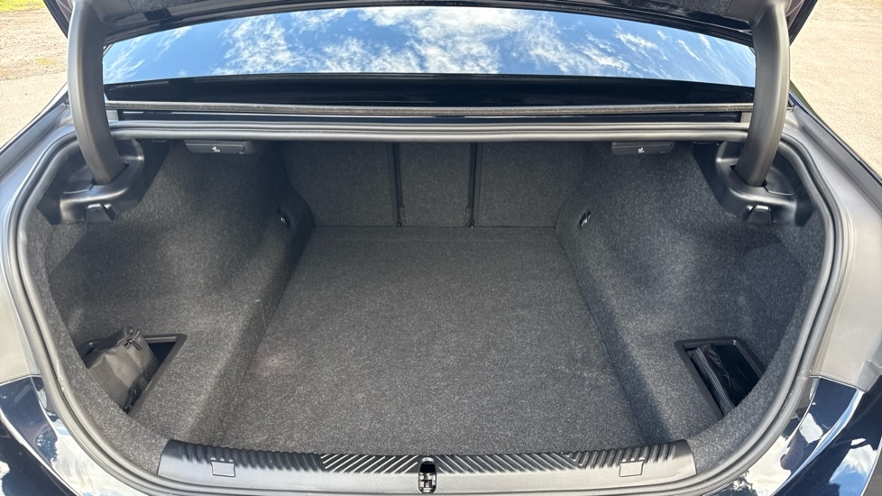 Used BMW 5 Series 2025 for sale - 76871730: Photo 13